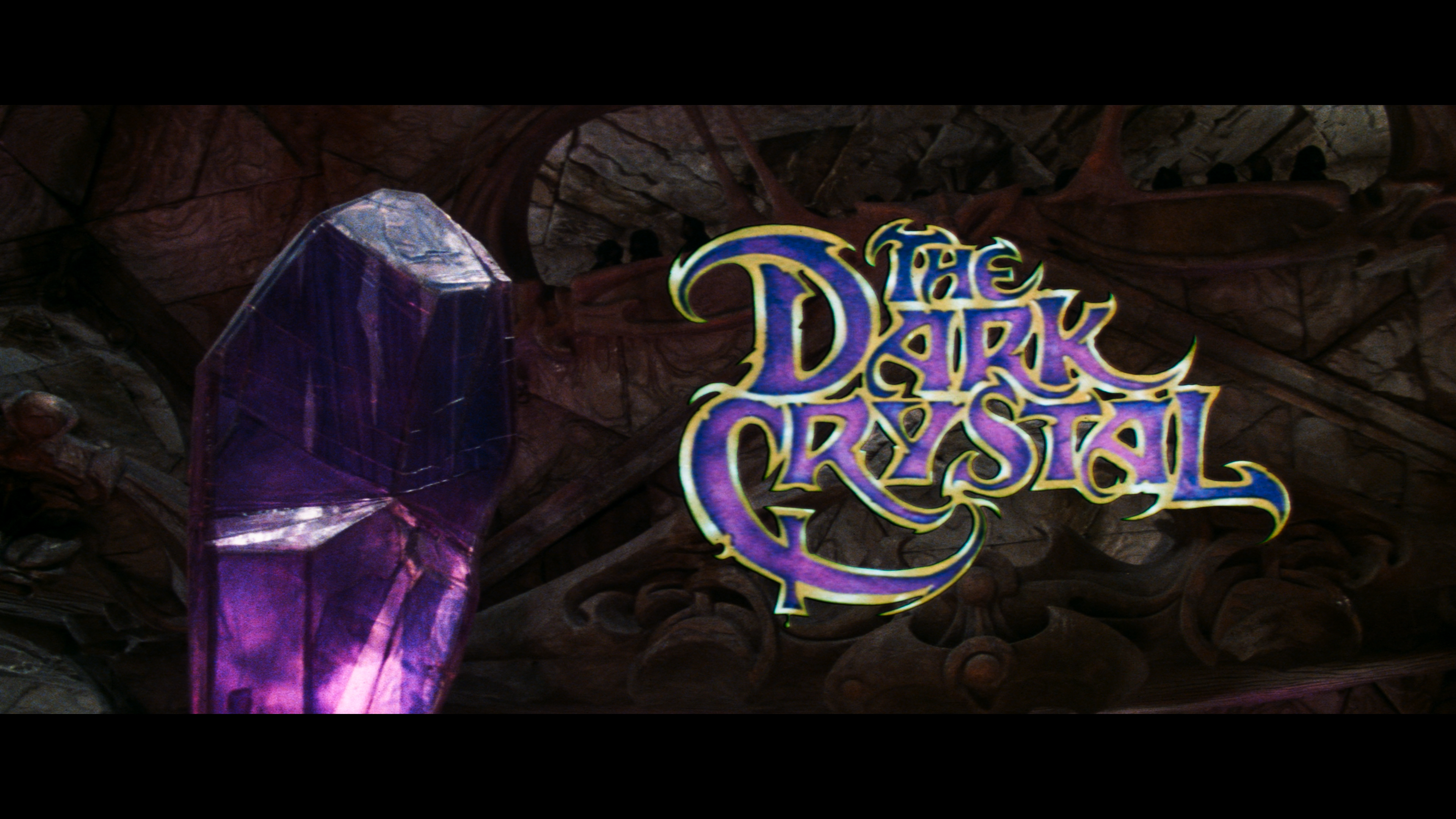Темный Кристалл. Дарк Кристал рат. Барон дарк с кристаллом.